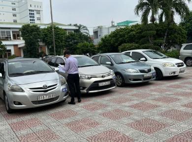 Xe Đời Mới 